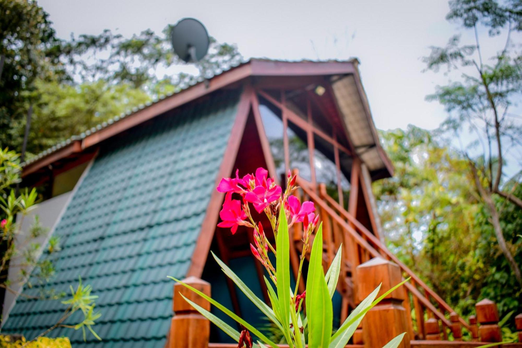 Uma Garden Kandegedara Hotel Matugama Kültér fotó